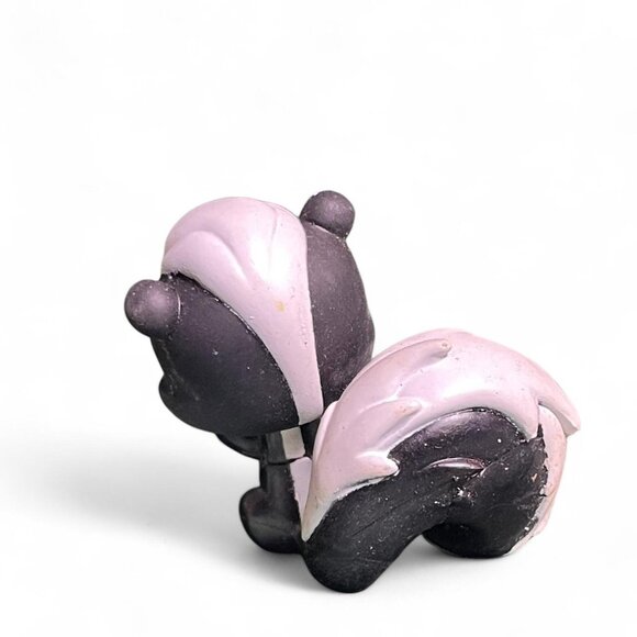 LPS Littlest Pet Shop Skunk #85 Authentic Blue Eyes Black and White - Picture 3 of 4